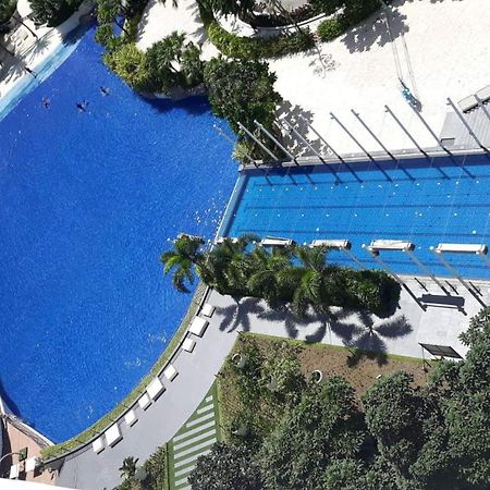 Azure Urban Resort Residence R&C - Paranaque 马尼拉 外观 照片