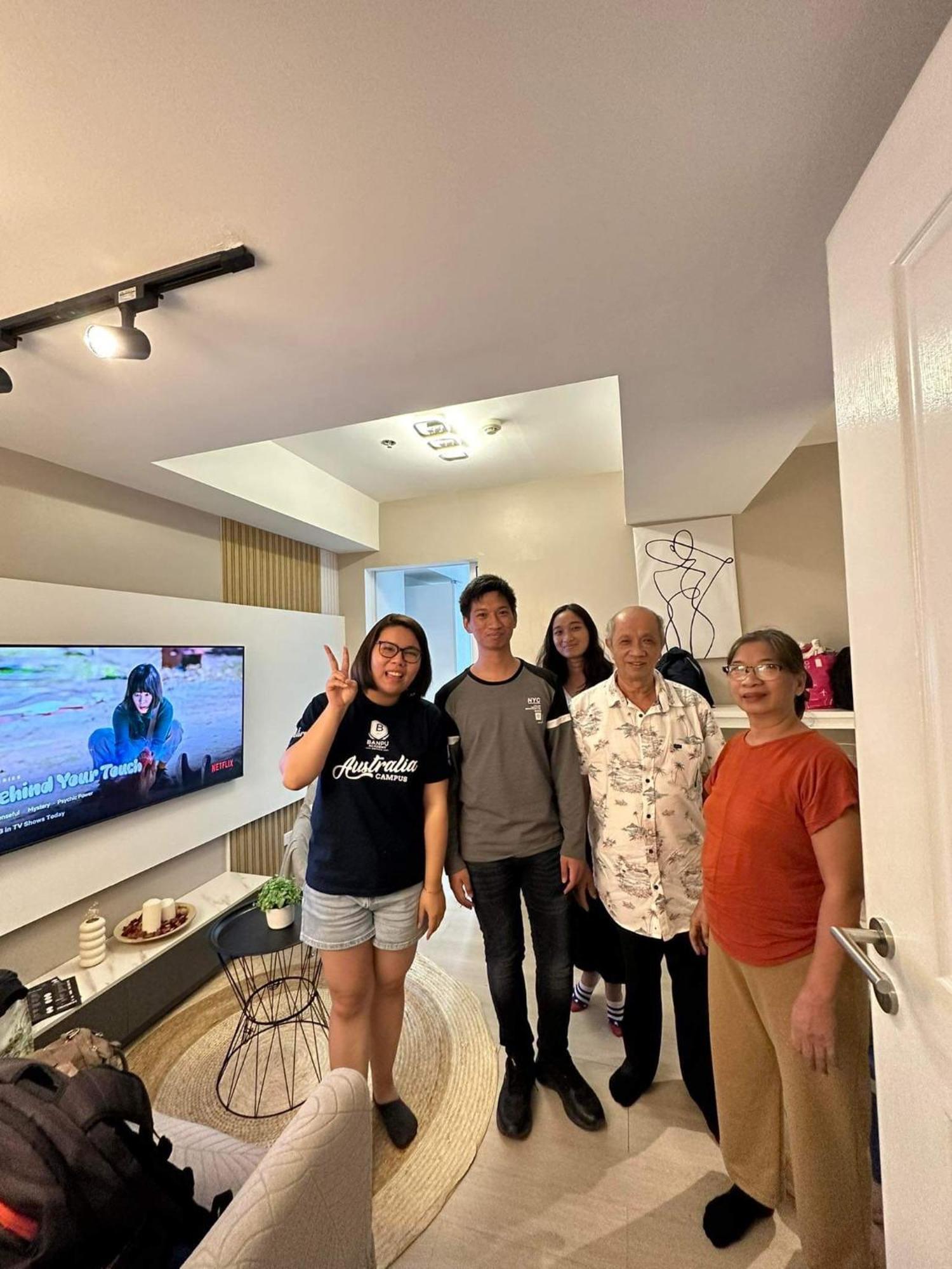 Azure Urban Resort Residence R&C - Paranaque 马尼拉 外观 照片
